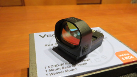 Vendo por no usar mini punto rojo de la marca VECTOR OPTICS en perfecto estado un solo uso comprado por 01