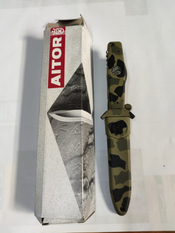 Hola. Un amigo vende Aitor Vivac Camo en perfectas condiciones, va en su correspondiente caja
Precio 110€ 01