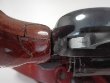 SE VENDE REVOLVER SUPERCOMANCHE 357 MG, ARMA DIFICIL DE VER EN ESPAÑA, SOBREDIMENSIONADA ORIGINALMENTE 00
