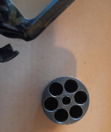 Vendo revolver Remington Armi, fabricado por Pietta, en buen estado general. El arma se encuentra en Cantabria.
Precio 11