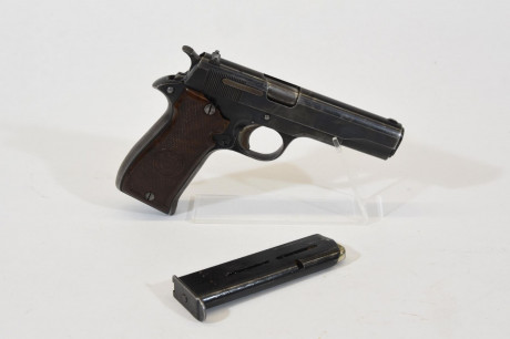Estoy buscando una pistola Star modelo SI o SIS, me es indiferente. Es como la Star S en 9 corto solo 01