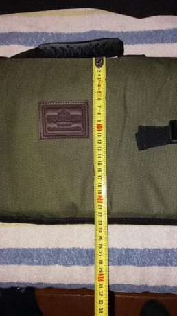 funda para carabina, 75x23cm, acolchada por dentro, con asas y con cinta para llevar colgada. Par carabinas 01