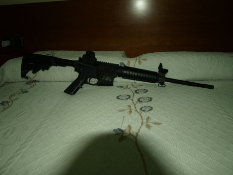 Vendo Smith & Wesson,  Sprigfield   Made in USA, modelo  MP-15 calibre 300  AAC  Blackout, lo compre 02