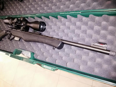 Pasaría por nuevo, ha disparado una caja de balas. Inmaculado, precisión extraordinaria. Incorpora visor 30