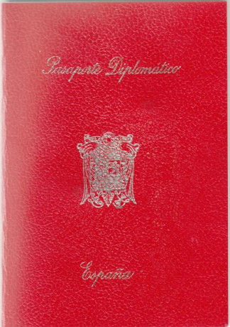  EN RECUERDO Y HOMENAJE A LOS QUE YA NO ESTÁN. 

Si pones en  GOOGLE   PASAPORTES EN LA MEMORIA  da igual 80