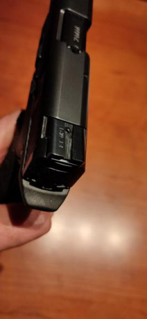Vendo mi pistola S&W MP9 PRO SERIES impecable ,  el arma a tenido muy poco uso, unos 500 tiros y me 62