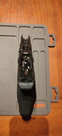 Vendo mi pistola S&W MP9 PRO SERIES impecable ,  el arma a tenido muy poco uso, unos 500 tiros y me 72