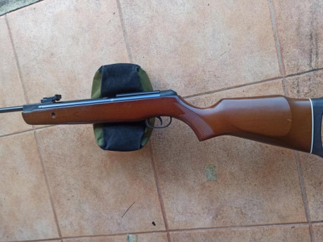 Hola, vendo gamo hunter 440 en calibre 5.5 del año 1997,la época dorada de gamo, esta en buen estado en 00