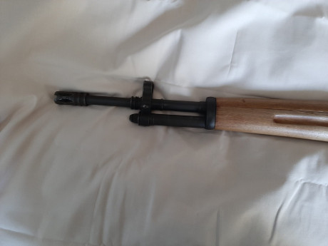 Un amigo quiere vender su FR-8

El arma está en un estado excelente.

Pide 500 € y el arma se encuentra 02