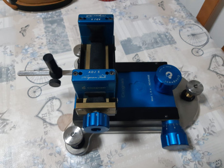 Se vende esta magnífica torreta de tiro marca cicognani precio 700 € envío incluido precio no negociable 00