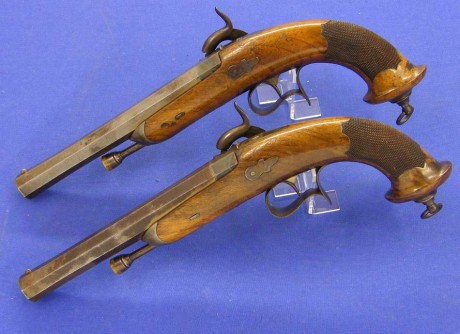 Voy a colocar unas fotos de un arma larga alemana de llave de mecha del siglo XVI. 161