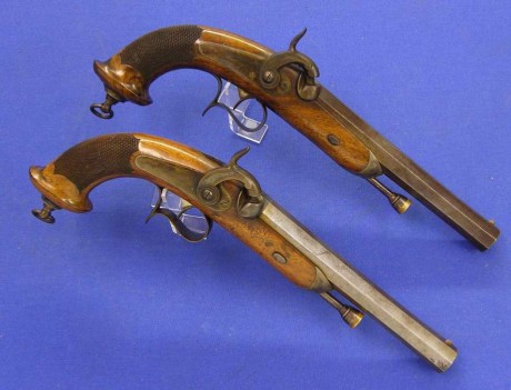 Voy a colocar unas fotos de un arma larga alemana de llave de mecha del siglo XVI. 160