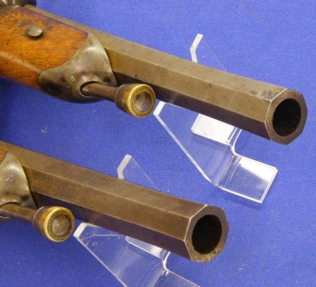 Voy a colocar unas fotos de un arma larga alemana de llave de mecha del siglo XVI. 02