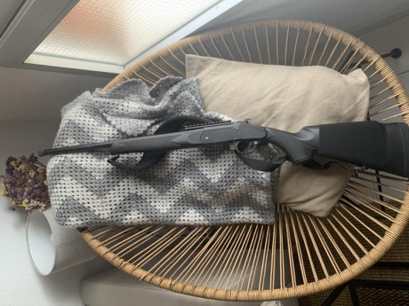 Buenas tardes,

Pongo en venta mi Rifle monotiro, es un outfiter calibre 308 win, el de cañón largo.

El 00
