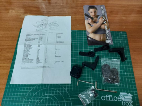 Vendido, pendiente de envío.

Vendo Cinturón (125 -130 cm)  para IPSC con funda de extracción rápida y 20