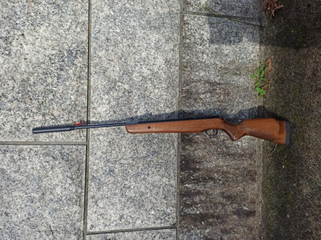 Hola, vendo cometa Fénix 400S carbine calibre 4.5,totalmente impecable tanto la madera como el pavonado, 22