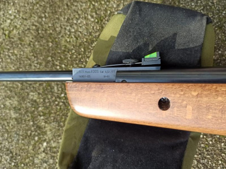 Hola, vendo cometa Fénix 400S carbine calibre 4.5,totalmente impecable tanto la madera como el pavonado, 20