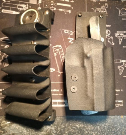 VENDO FUNDA DE DIESTRO PARA 1911 Y PORTACARGADOR PARA 5 CARGADORES CON IMAN (CARGADORES MONOILERA) VALIDOS 02