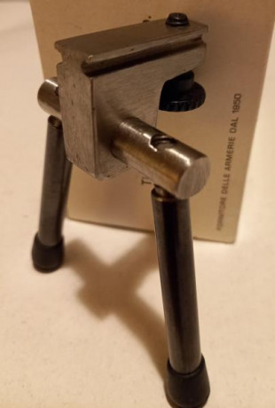 Hola a todos. Pongo a la venta algunos artículos que un amigo me ha pedido le anuncie:

* Balanza electrónica 11