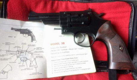 Cambio revólver Crosman CO2, modelo 38C, calibre 5,5 por carabina balines clásica del mismo calibre. 01