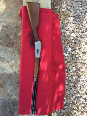 VENDIDO VENDIDO VENDIDO BORRAR Vendo rifle palanquero Winchester 94 del 30.30 casi sin uso.
El rifle va 02