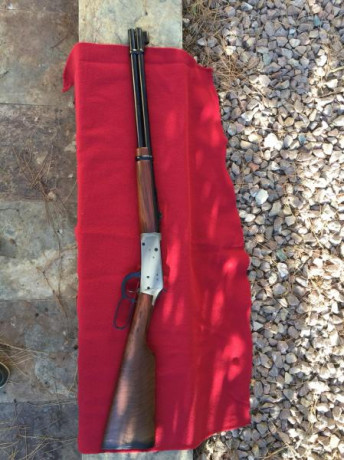 VENDIDO VENDIDO VENDIDO BORRAR Vendo rifle palanquero Winchester 94 del 30.30 casi sin uso.
El rifle va 01