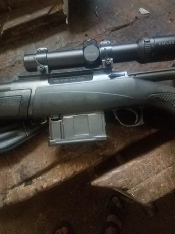 Saludos al foro.
Se vende rifle Bergara BX11 multicalibre con monturas y visor Swarovski Habicht 1.5-6X42, 01