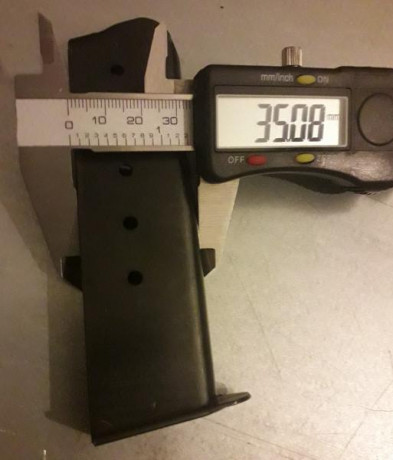 Se vende cargador nuevo para pistola Llama Especial del calibre 9 Largo. Fabricado en Estados Unidos por 20
