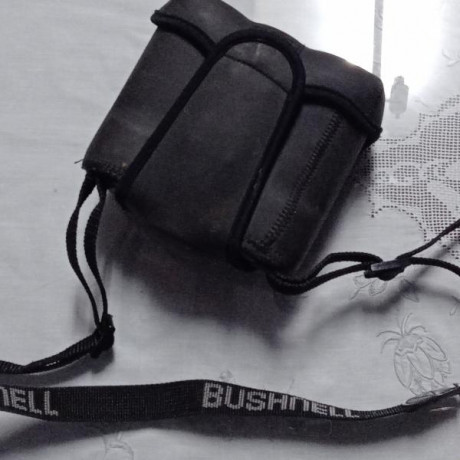 En venta Bushnell Yardage Pro 500 Laser Rangefinder en muy buen estado , funciona perfectamente, con su 02