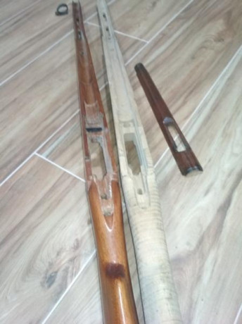 Se vende conjunto de culatas Oviedo. No se si son del modelo 1916 o 1893. Una de ellas está en basto como 01