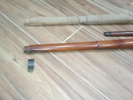 Se vende conjunto de culatas Oviedo. No se si son del modelo 1916 o 1893. Una de ellas está en basto como 11