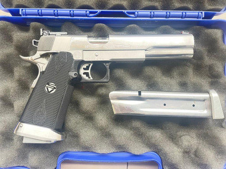 Un amigo vende su pistola Infinity, calibre 9 m/m PB., el arma esta en perfecto estado mecánico y estético.
Precio 32