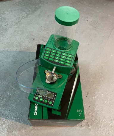Vendo dosificador RCBS CHARGEMASTER COMBO sin usar, solo sacado de la caja para hacer fotos .
Precio 600€ 01