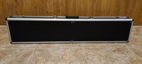 Se vende por 40,00€ estuche rigido para rifle con mira telescópica, 122x32x13, teléfono contacto 610212645, 02
