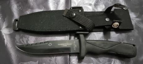 Aitor Hammerhead serie A-. En perfectas condiciones tanto el cuchillo como su funda.
Nunca se ha utilizado 01