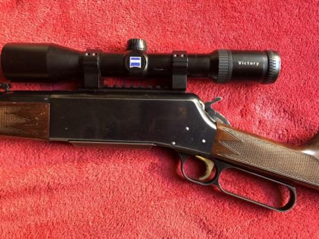 Hola a todos.
Vendo  este rifle (solo el rifle sin visor ni monturas ) es un Browning  BLR de palanca 01