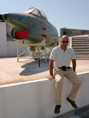 A todos los vecinos de Valencia y a los turistas que la visiten les recomiendo ver el Museo del Ejército.
Impresionante 91