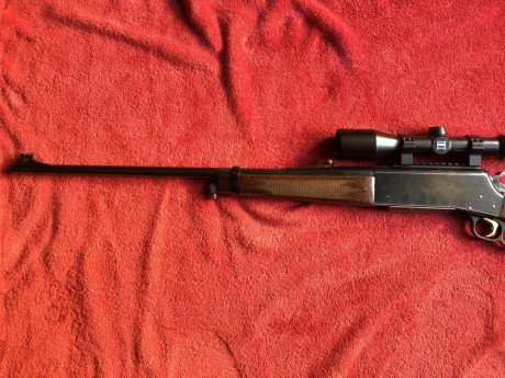 Hola a todos.
Vendo  este rifle (solo el rifle sin visor ni monturas ) es un Browning  BLR de palanca 11