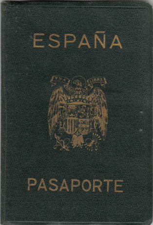  EN RECUERDO Y HOMENAJE A LOS QUE YA NO ESTÁN. 

Si pones en  GOOGLE   PASAPORTES EN LA MEMORIA  da igual 170