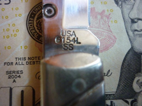 Vendo esta navaja americana. Acero quirúrgico Tru-Sharp, hoja de 8,1 cm, peso 94 gr y cachas sintéticas 20