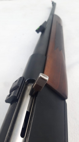 Un compañero vende este rifle hk slb 2000 en calibre 300wm, con bases Warner, alza y punto de mira.650e.








Benelli, 01