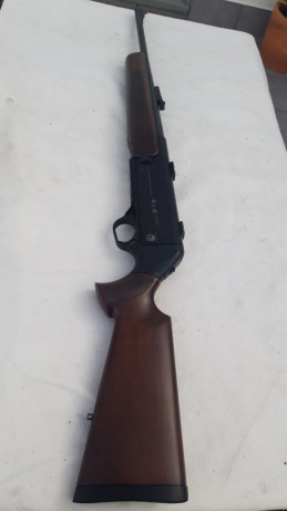 Un compañero vende este rifle hk slb 2000 en calibre 300wm, con bases Warner, alza y punto de mira.650e.








Benelli, 00
