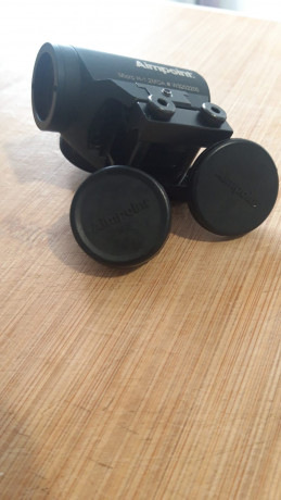 Aimpoint más suplemento por si se quiere más alto sino se puede quitar, en buen estado. 390€



Swarovski, 00