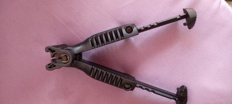 vendo foregrip-bipod fab defens para rail  picatinny
sin uso
rebajado 65 € pote incluido 01