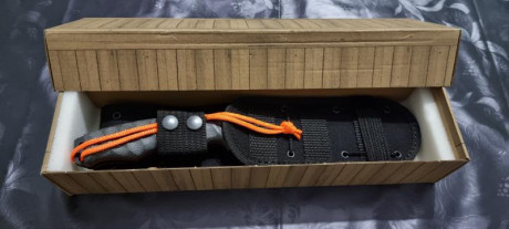 Vendido el ultimo diseño de Angel Corts 
Un cuchillo tactico tan funcional como bonito. Unas lineas sutiles 12