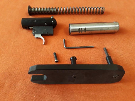 Venta de modulo de gatillo, muelle e guia, piston e seta Rowen, para Air Arms TX 200. Todo 140€. 00