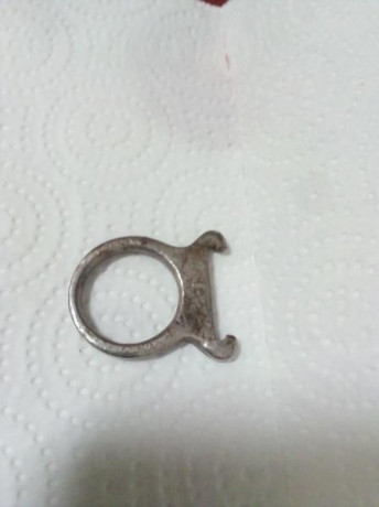 Buenas entre los utiles de recarga de cartuchos de escopeta de mi abuelo encontre esto que pongo en la 00