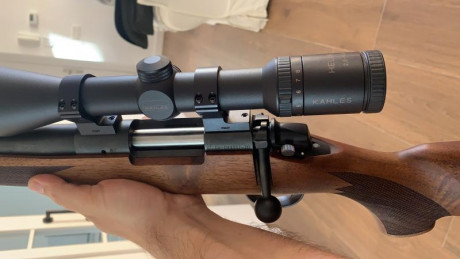 Buenas noches:

Kahles helia C 2,5-10x50l. Muy luminoso y polivalente. 

 Precio sólo esta semana 699€. 00