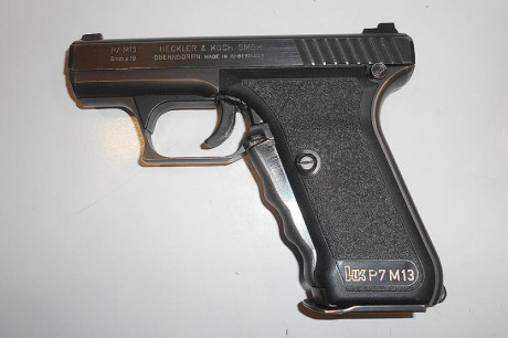 Se vende Pistola HK P7 M13
Calibre 9 mm PB
Con dos cargadores
PV. 750.00€ con portes
Telefono: 938400981
E-mail: 00