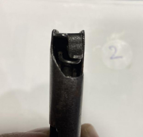 Hola 

Vendo este lote  cargadores para la pistola calibres 9 corto/.380.

Precio 35 la unidad + gastos 11